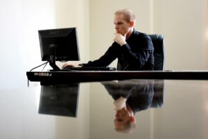デスクチェアに最適なひんやりパッドの選び方は？