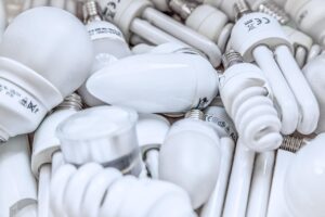 夏に省エネでひんやり過ごす方法は？