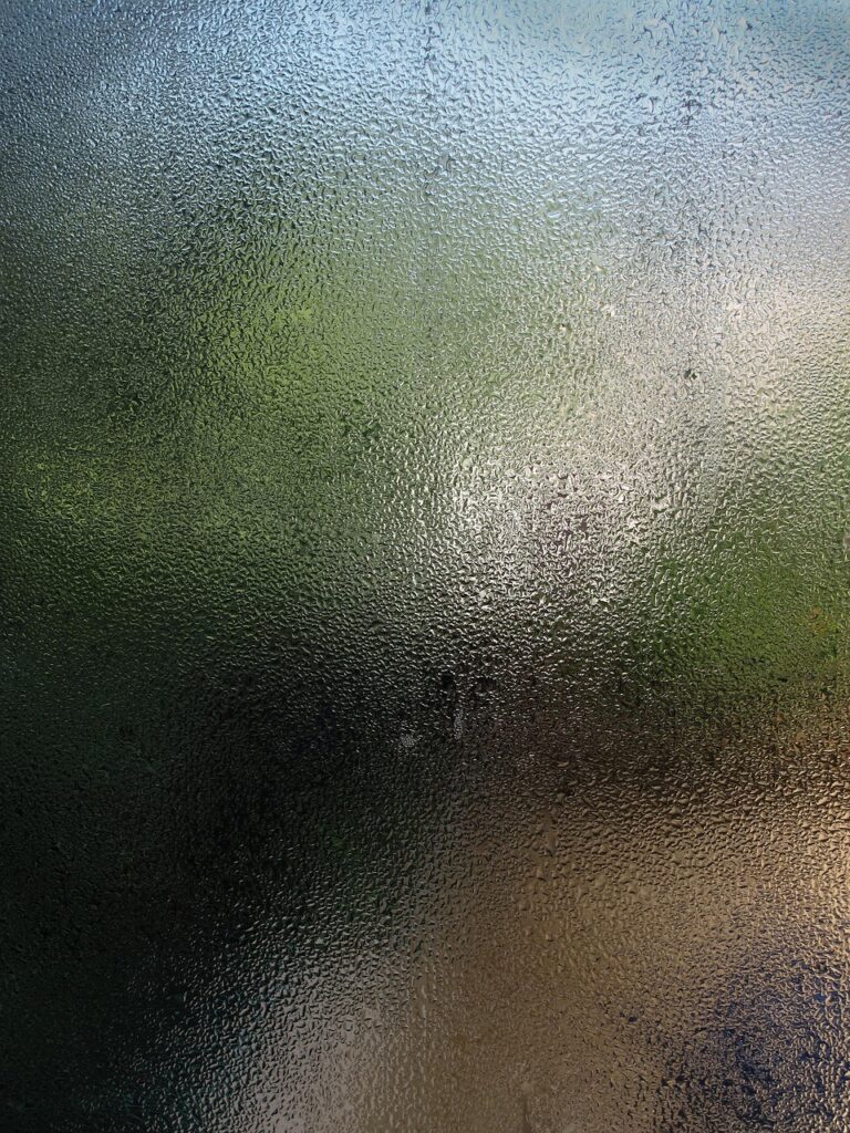 高温多湿の環境から在宅で快適に逃げる方法は？