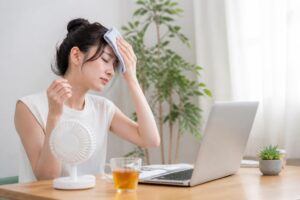 在宅ワーク中にエアコンが効かない時の対処法は？