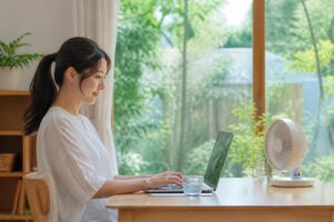 在宅ワークの暑さ対策は？仕事環境を快適に整える方法